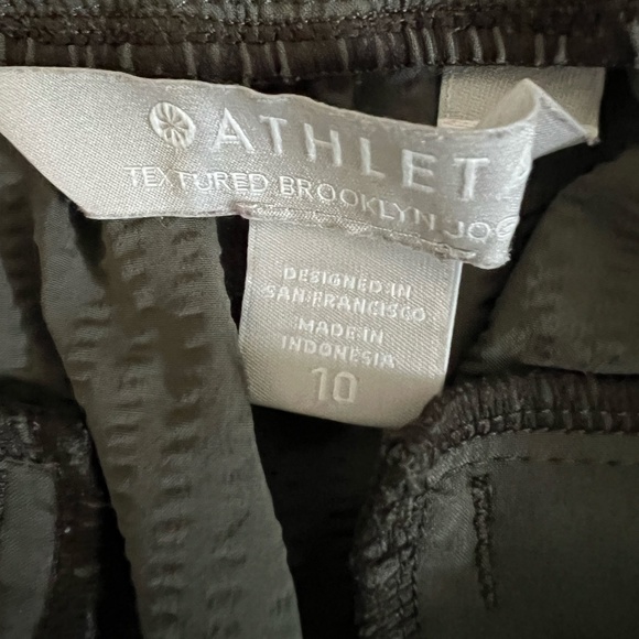 Athleta Textured Brooklyn Jogger In Military Olive Green Size 10 - Picture 14 of 16